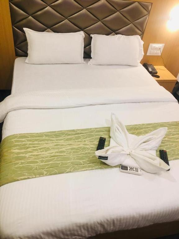 Glitz Hotels The Ar Residency - Nr Thane Railway Station Εξωτερικό φωτογραφία