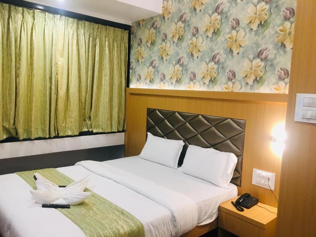 Glitz Hotels The Ar Residency - Nr Thane Railway Station Εξωτερικό φωτογραφία